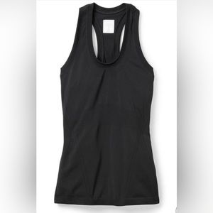 Athleta Momentum Tank